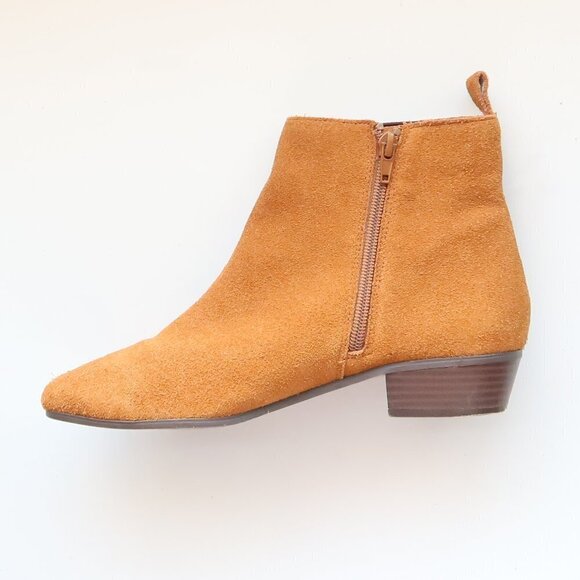 Gap Tan Suede Leather Almond Toe Block Heel Chelsea Booties Ankle Boots Size 7.5 - Picture 9 of 15